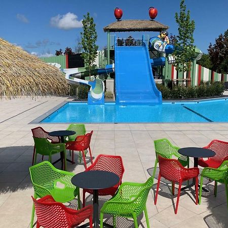 Campingpark De Bongerd Villa Tuitjenhorn Kültér fotó