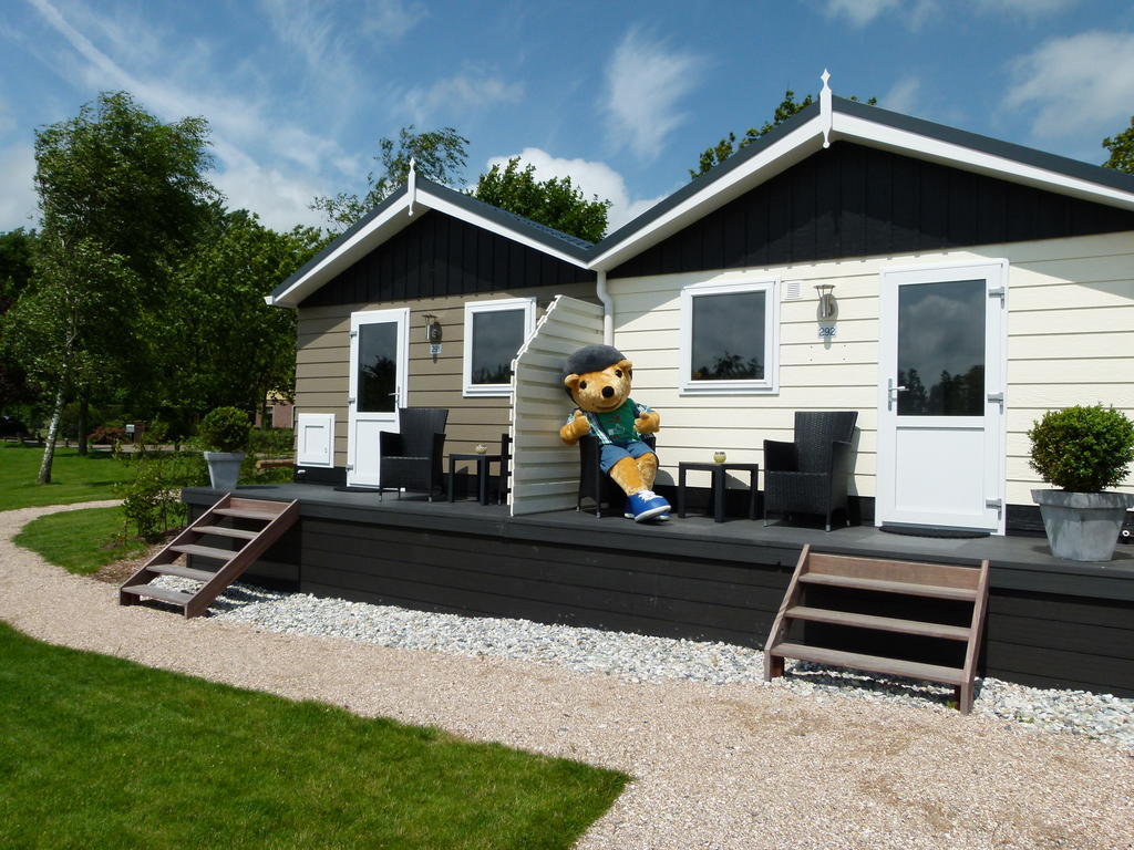 Campingpark De Bongerd Villa Tuitjenhorn Szoba fotó