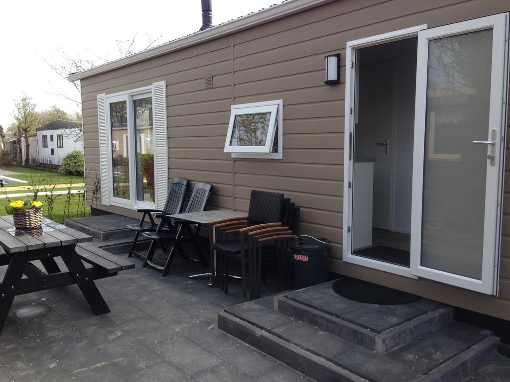 Campingpark De Bongerd Villa Tuitjenhorn Kültér fotó