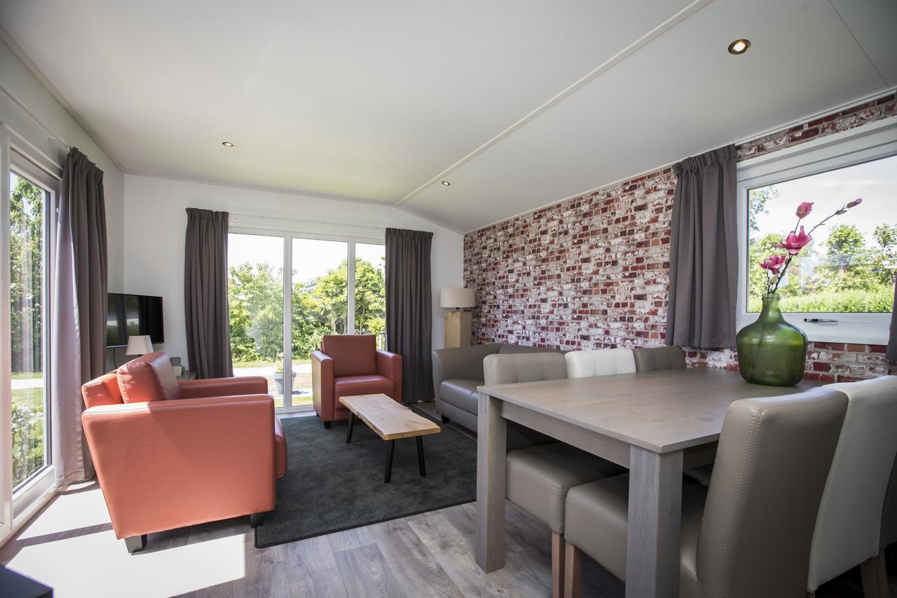 Campingpark De Bongerd Villa Tuitjenhorn Kültér fotó