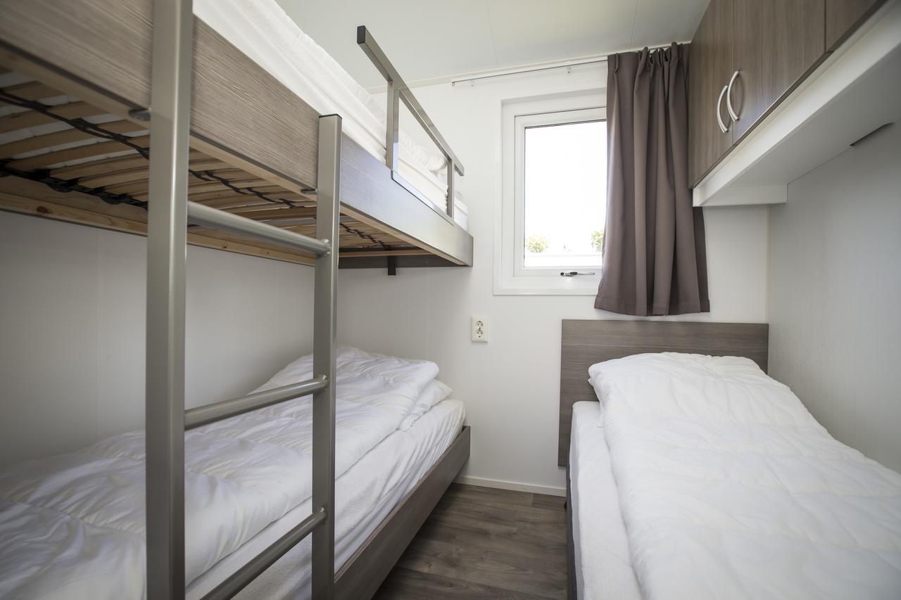 Campingpark De Bongerd Villa Tuitjenhorn Kültér fotó