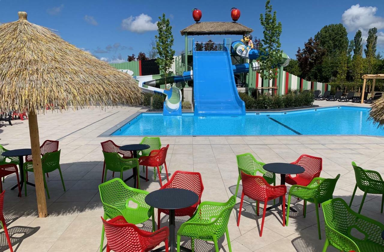 Campingpark De Bongerd Villa Tuitjenhorn Kültér fotó
